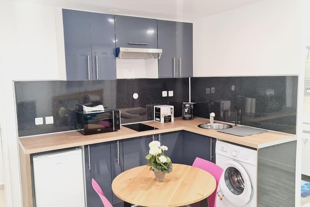 סבראן Appartement Tres Lumineux Et Calme. מראה חיצוני תמונה