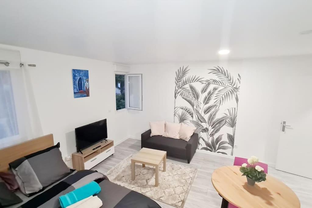 סבראן Appartement Tres Lumineux Et Calme. מראה חיצוני תמונה